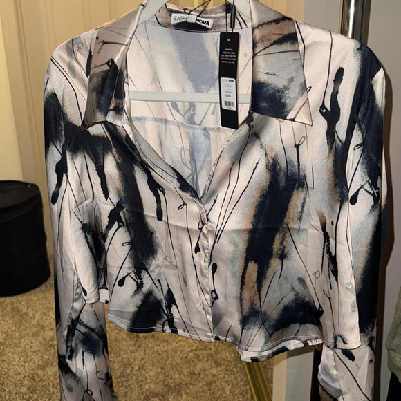 Cropped shirt - Picture 1 of 2